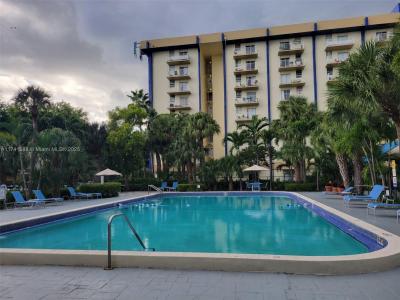 4550 NW 9th St 315E, Miami, Florida 33126, USA