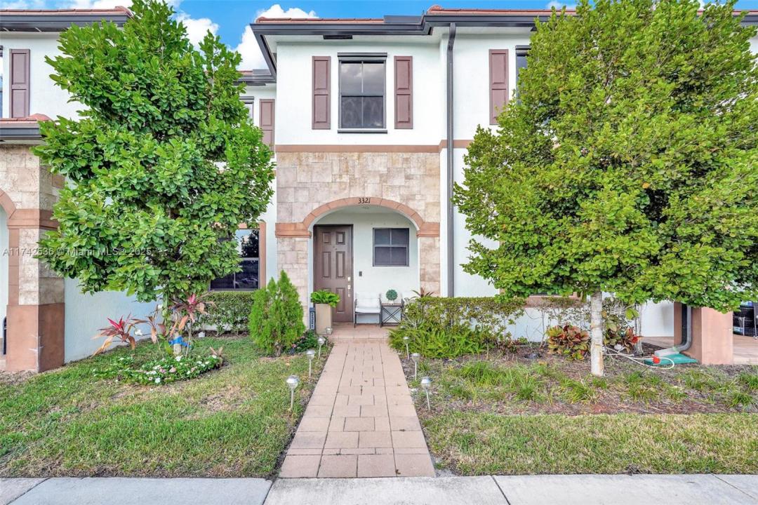 3321 W 105th Pl 3321, Hialeah, Florida 33018