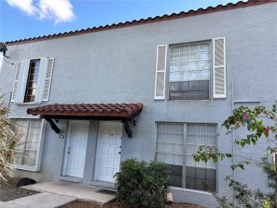 10806 N Kendall Dr P-26, Miami, Florida 33176, USA