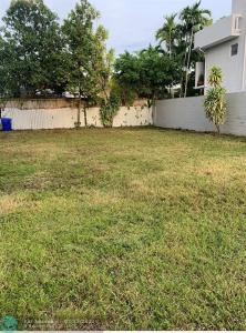 2735 SW 32nd Ave, Miami, Florida 33133