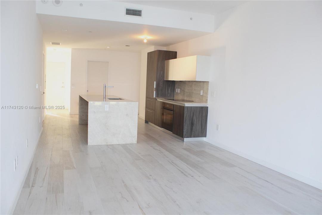 480 NE 31 604, Miami, Florida 33137