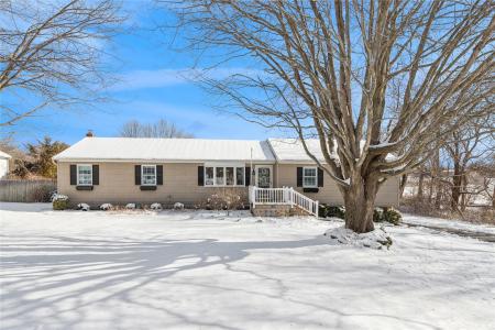 144 Manor Lane, Riverhead, Nova Iorque 11947, Estados Unidos