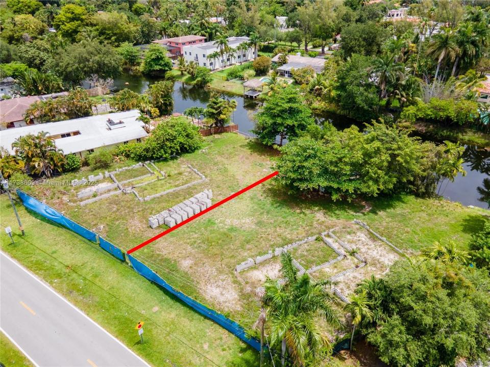 11595 W Biscayne Canal Rd, Miami, Florida 33161, HOA KỲ