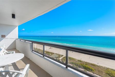 2555 Collins Ave 2005, Miami Beach, Florida 33140, USA