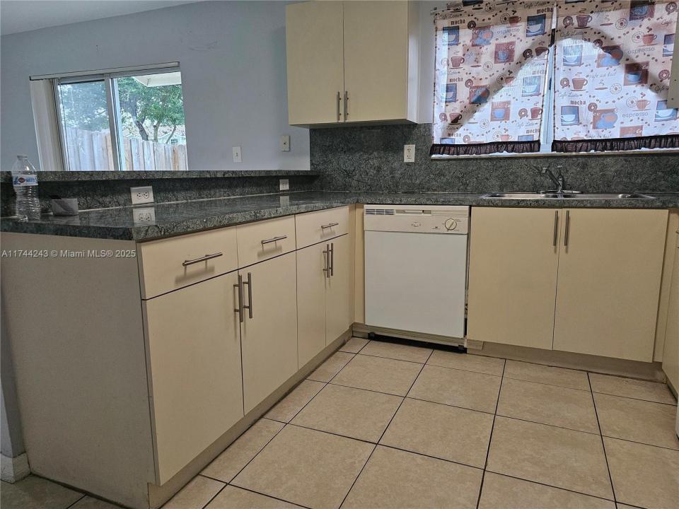 14122 SW 260th St 103, Homestead, Florida 33032