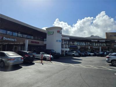 17070 Collins Ave, Sunny Isles Beach, Florida 33160, USA