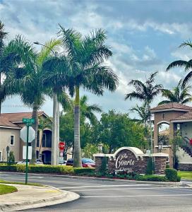 22441 SW 88th Pl 301-5, Cutler Bay, Florida 33190, USA