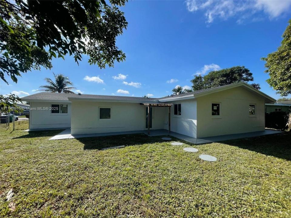 4421 NW 12th Ct, Lauderhill, Florida 33313