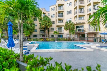 8290 Lake Dr 549, Doral, Florida 33166, USA