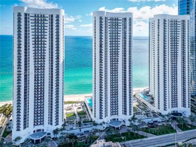 16001 Collins Ave 3605, Sunny Isles Beach, Florida 33160, USA