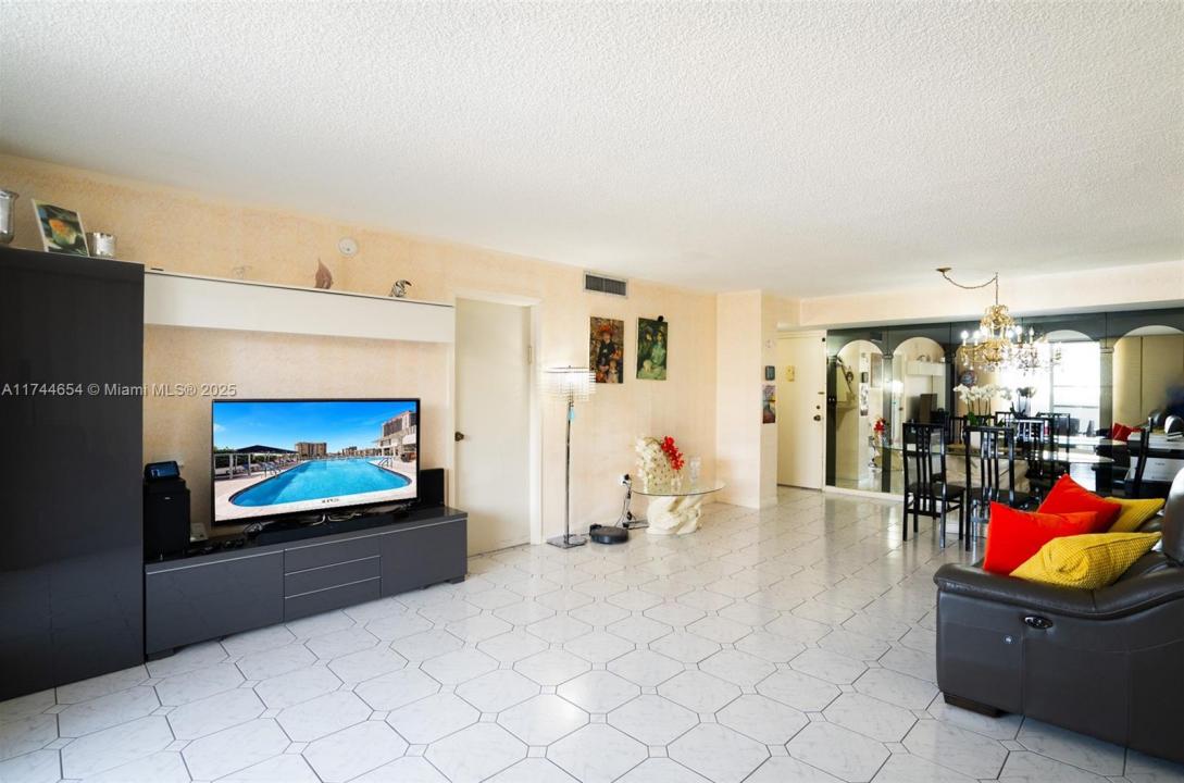 1833 S Ocean Dr 1103, Hallandale Beach, Florida 33009, HOA KỲ