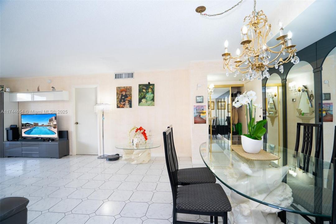 1833 S Ocean Dr 1103, Hallandale Beach, Florida 33009, HOA KỲ