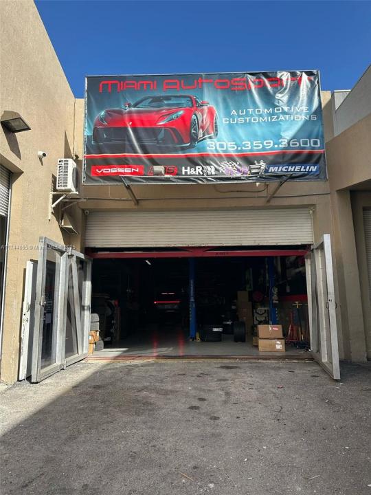 10200 NW 25th St A100, Doral, Флорида 33172, Соединенные Штаты