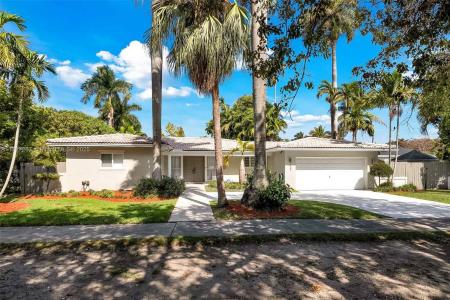 461 NE 115th St, Miami, Florida 33161, USA