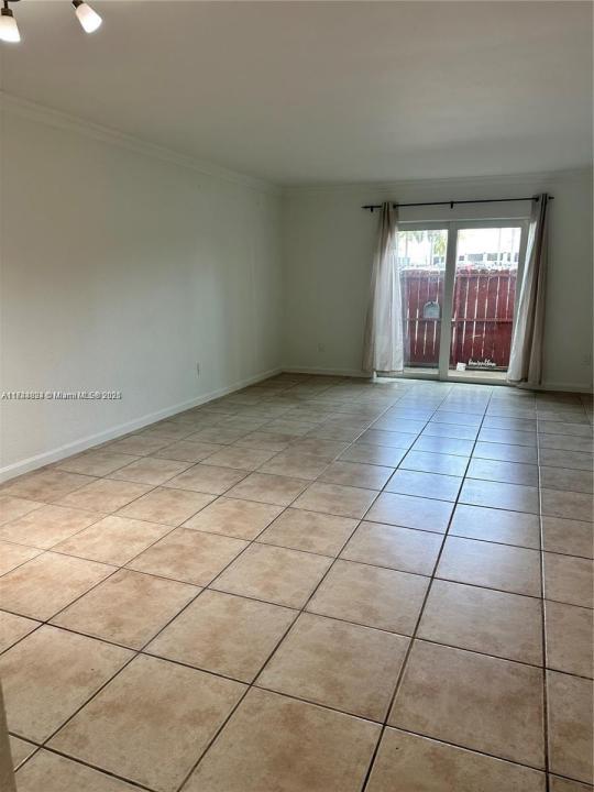 8600 SW 67th Ave 908, Pinecrest, Florida 33156, Estados Unidos