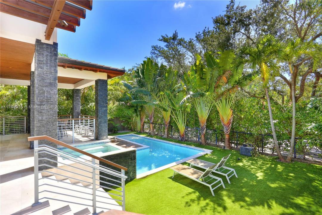 573 Warren Ln, Key Biscayne, Флорида 33149, Соединенные Штаты