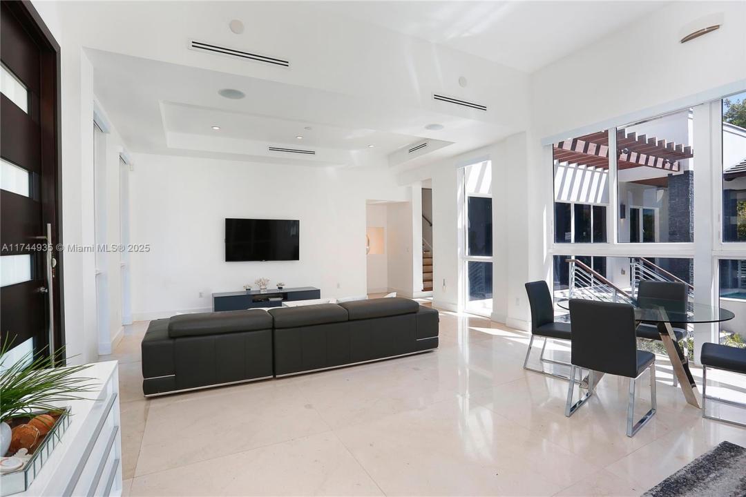 573 Warren Ln, Key Biscayne, Флорида 33149, Соединенные Штаты