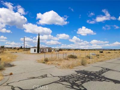Verbena Road, Oak Hills, California 92344