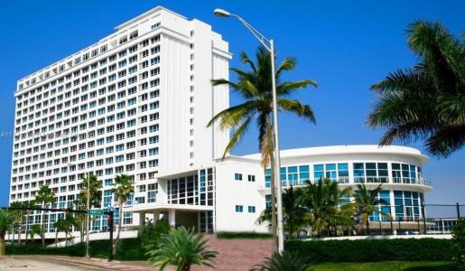 5445 Collins Ave CU14, Miami Beach, Florida 33140, USA