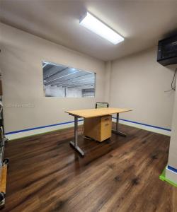 8805 NW 35th Ln SUITE B, Doral, Florida 33172, USA