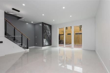 939 NE 42nd Ter 939, Homestead, Florida 33033, USA