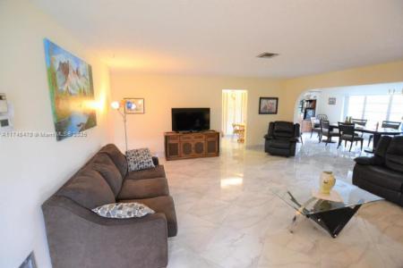 2886 E Fernley Dr 58, West Palm Beach, Florida 33415, USA