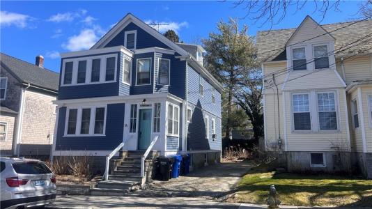 16 Vaughan Avenue 2, Newport, RI 02840, USA