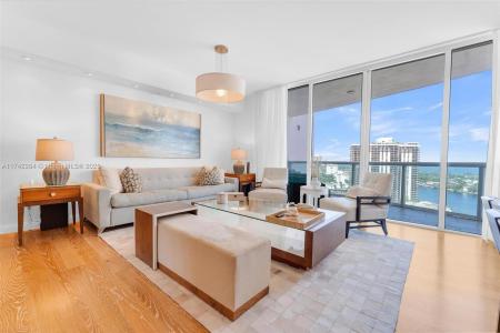 19400 Turnberry Way 2011, Aventura, Florida 33180, USA