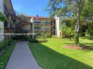 13300 SW 1st St 213O, Pembroke Pines, Florida 33027, USA