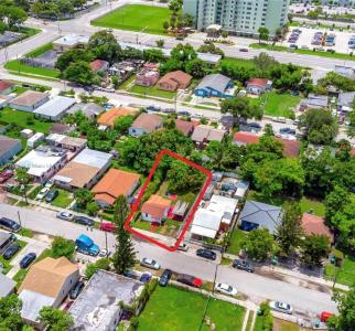 2356 NW 55th Ter, Miami, Florida 33142, USA