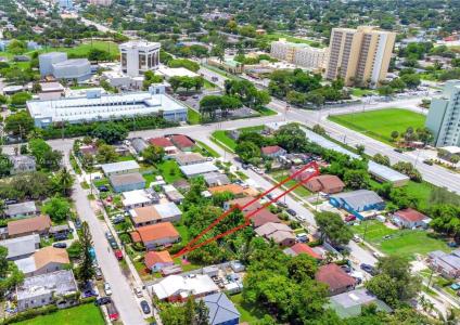 2356 NW 55th Ter, Miami, Florida 33142, USA