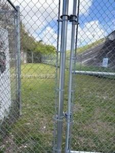 1504 NW 6th Pl, Miami, Florida 33136, USA