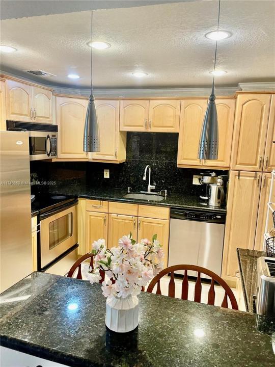 1985 S Ocean Dr 10G, Hallandale Beach, Florida 33009