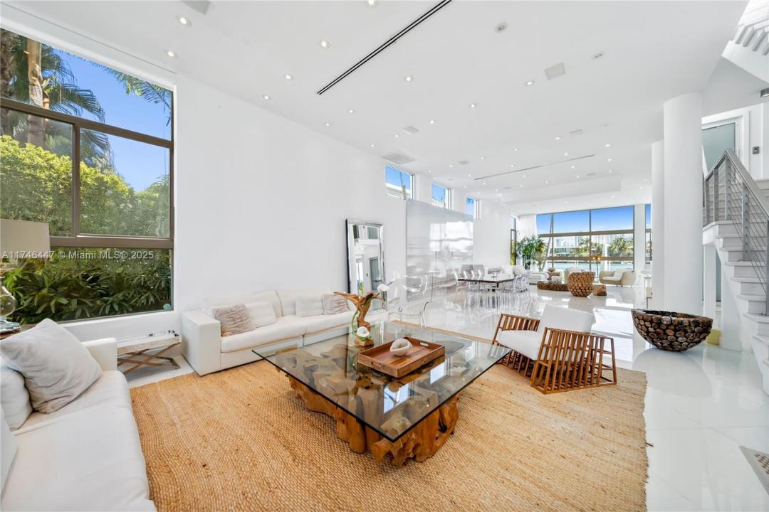 227 E DILIDO DR, Miami Beach, فلوريدا 33139, الولايات المتحدة