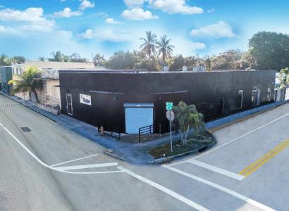 360 NW 71st St, Miami, Florida 33150, USA