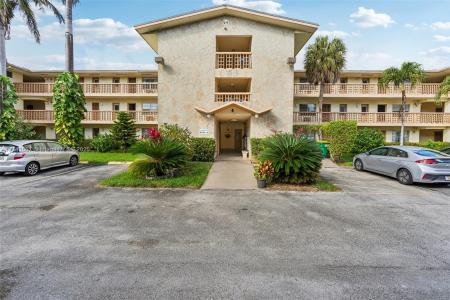 17090 NE 14th Ave 205, Miami, Florida 33162, USA