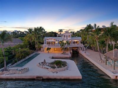 815 E Shore Dr, Lower Keys, Florida 33042, USA