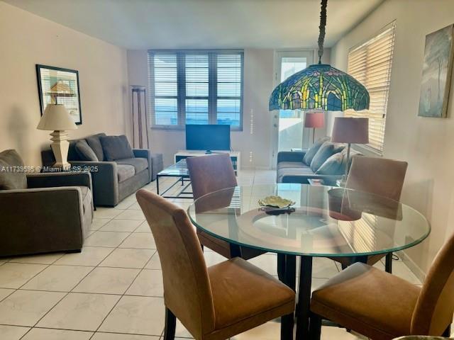 100 Lincoln Rd 821, Miami Beach, Floride 33139, États-Unis