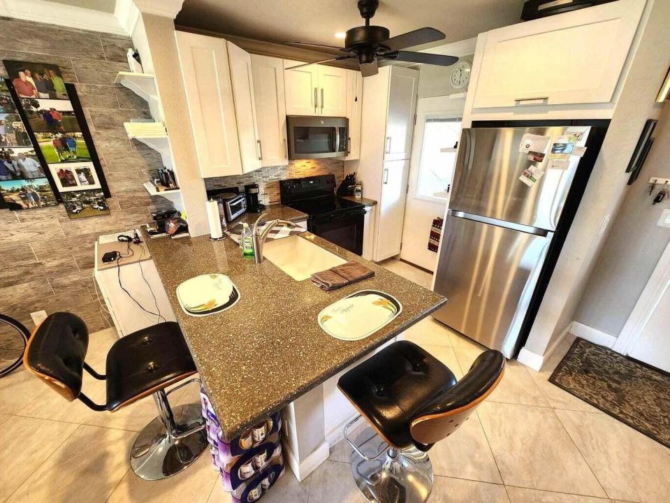 3851 N Ocean Boulevard 107, GULFSTREAM SHORES, Gulf Stream, Florida 33483, USA