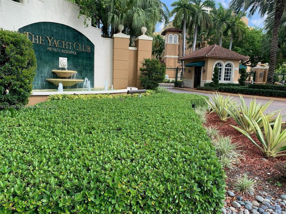 19999 E Country Club Dr 1/305, Aventura, فلوريدا 33180, الولايات المتحدة