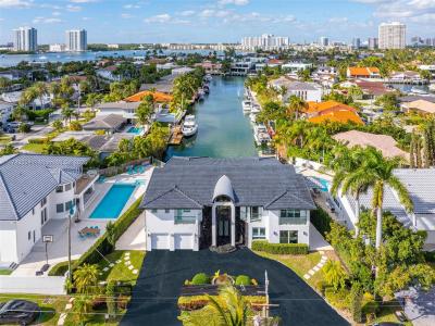 3251 NE 164th St, North Miami Beach, Floride 33160, États-Unis