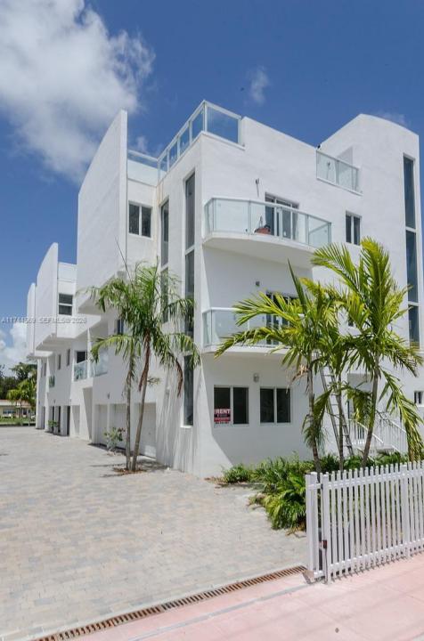 1985 Calais 3, Miami Beach, Floride 33141, États-Unis