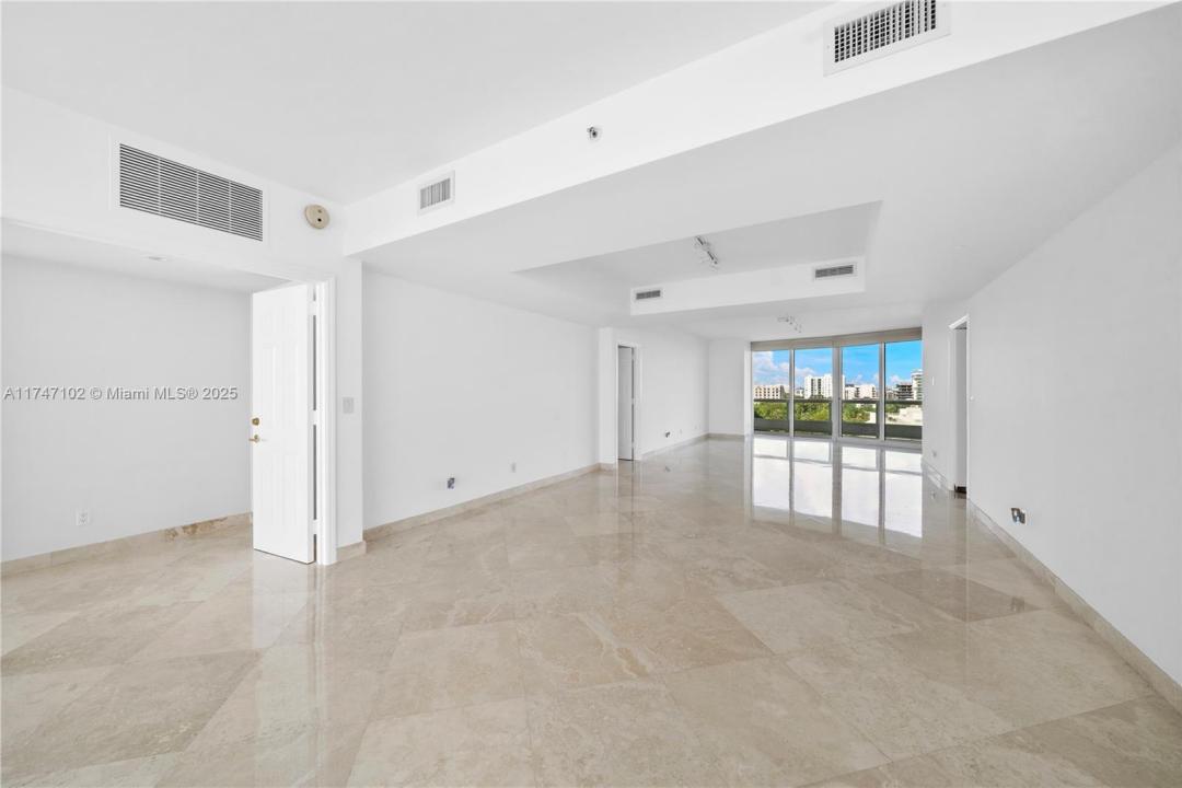 1643 Brickell Ave 1002, Miami, Floride 33129, États-Unis
