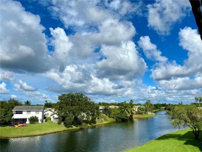 Sunrise, Florida 33351, USA