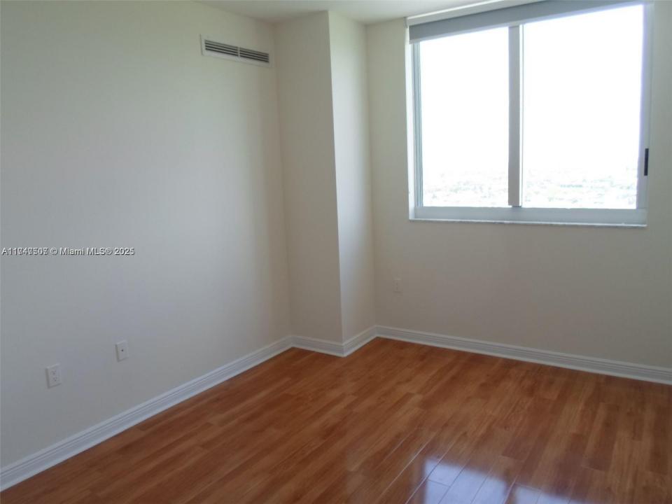 1745 E Hallandale Beach Blvd 1907W, Hallandale Beach, فلوريدا 33009, الولايات المتحدة