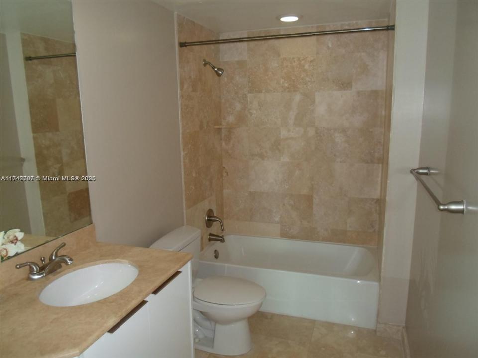 1745 E Hallandale Beach Blvd 1907W, Hallandale Beach, فلوريدا 33009, الولايات المتحدة