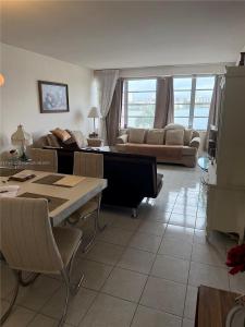 18555 NE 14th Ave 618, Miami, Флорида 33179, Соединенные Штаты