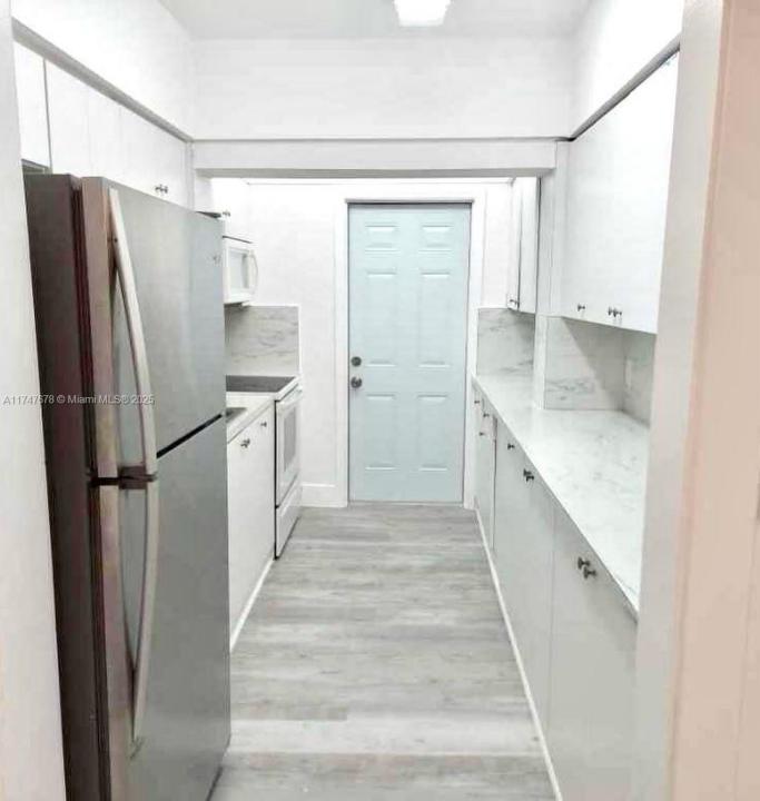 100 NW 43rd Pl, Miami, Florida 33126, Estados Unidos