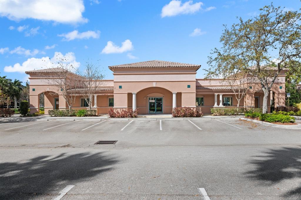2233 N Commerce Pkwy, Weston, Florida 33326, Stati Uniti