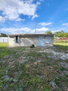 1629 NW 125th St, North Miami, Florida 33167, USA